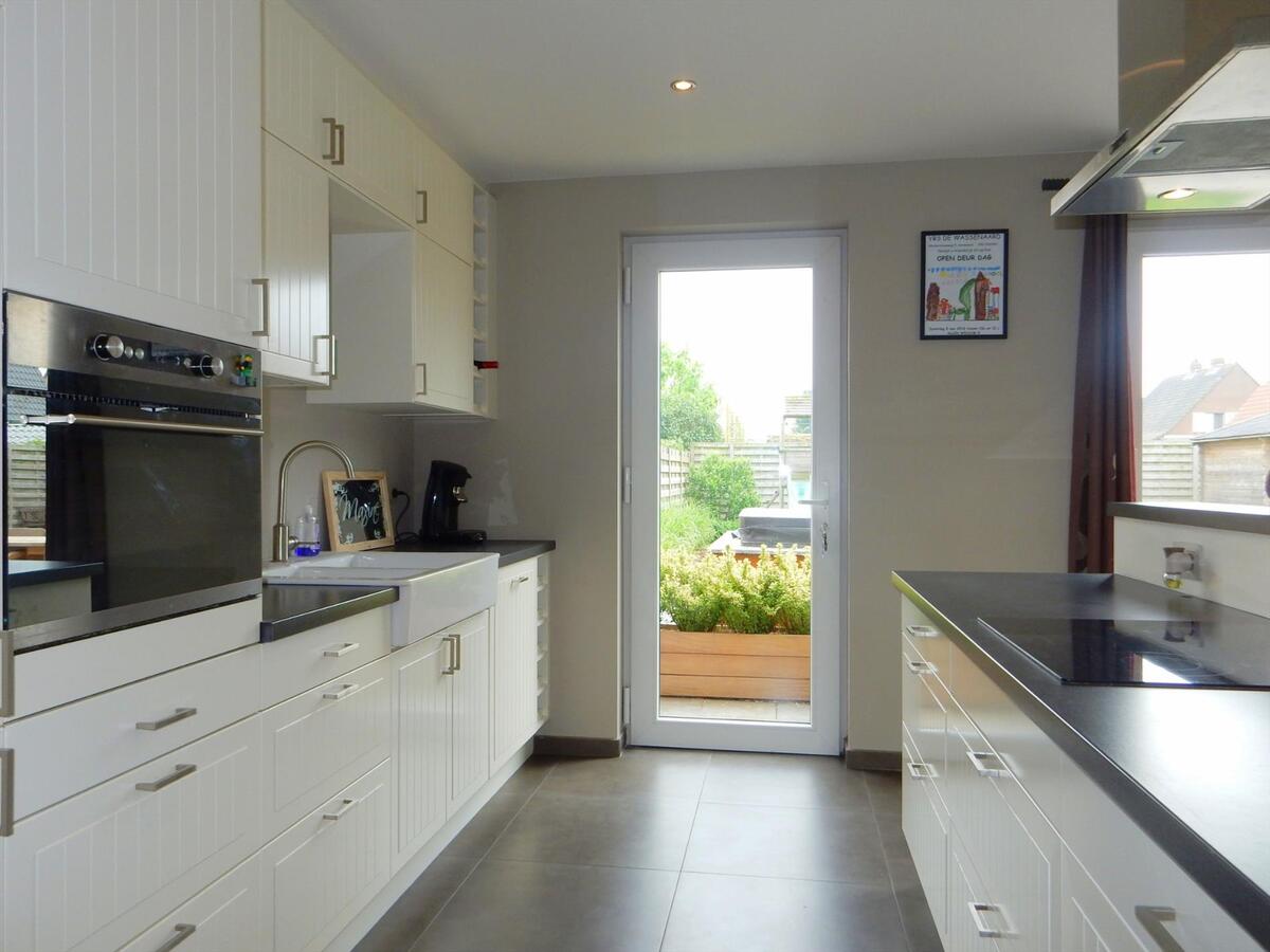 Gezellige halfopen nieuwbouw woning 