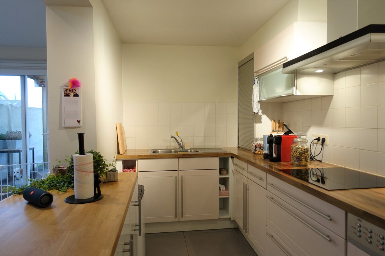 Gerenoveerde rijwoning met 3 slaapkamers en tuin 