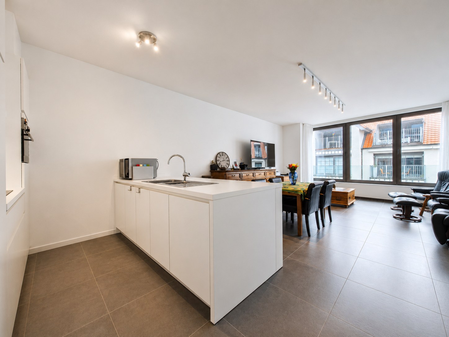 Appartement récent avec 2 chambres au centre de Knokke. 
