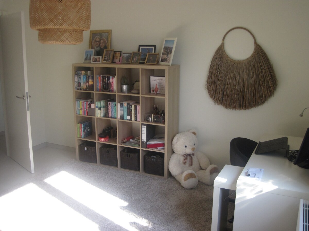 Lichtrijke, ruime duplex!   GEEN VASTE KOSTEN !! 