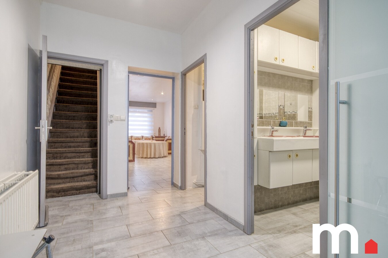 Instapklare woning met 4 slaapkamers en tuin te Kortrijk ! TOPligging 