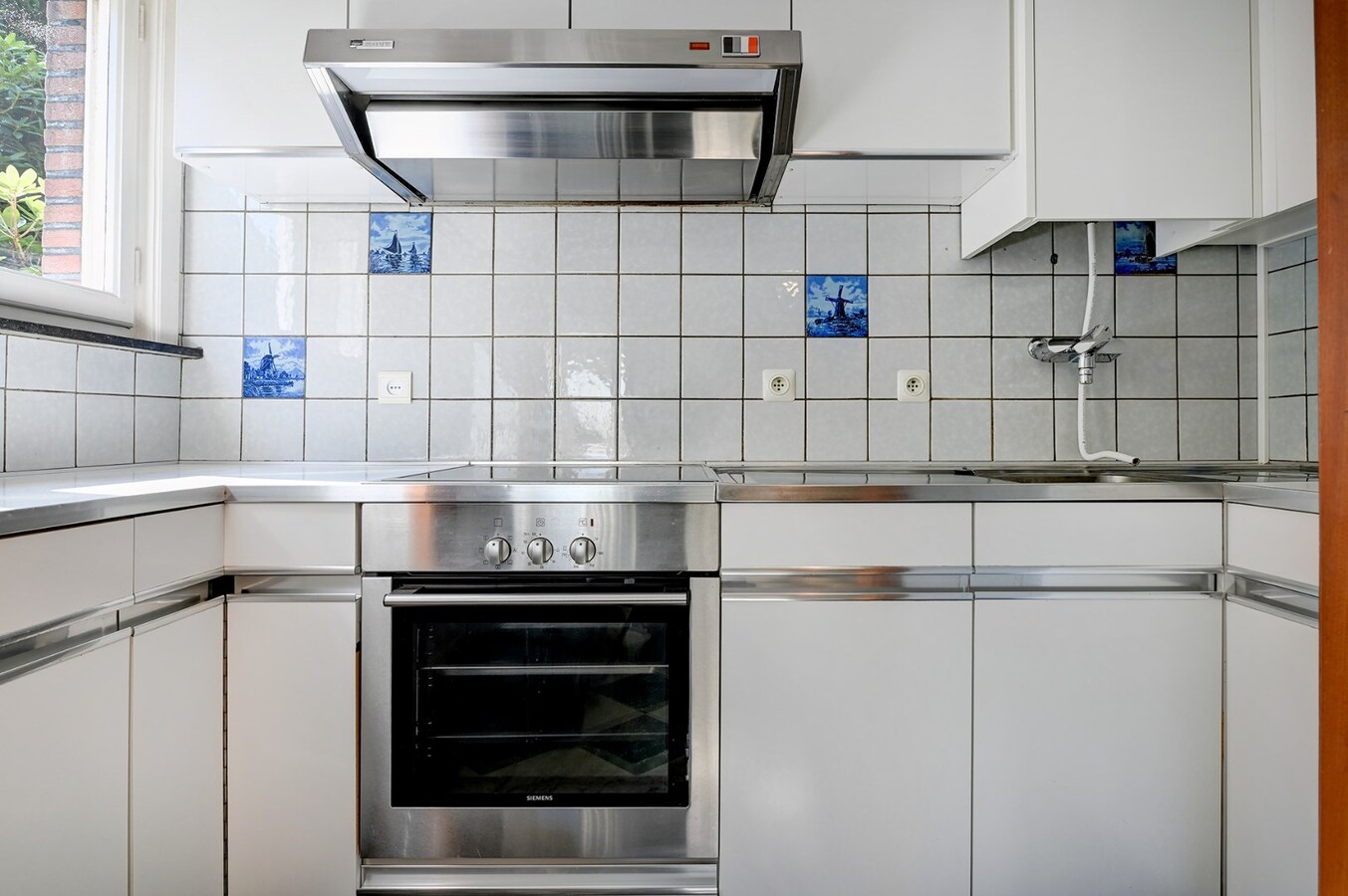 Zeer goed onderhouden woning gelegen op een prachtig perceel van circa 30 are 