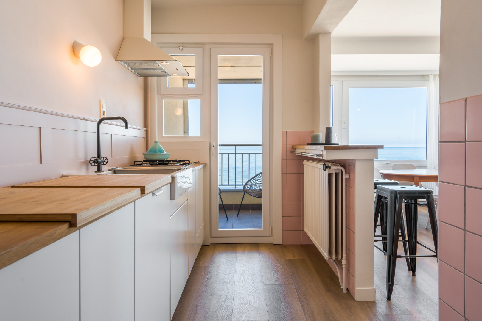 APPARTEMENT DE VACANCES  - VUE FRONTALE SUR MER (LOC. SAISONNIERE) 