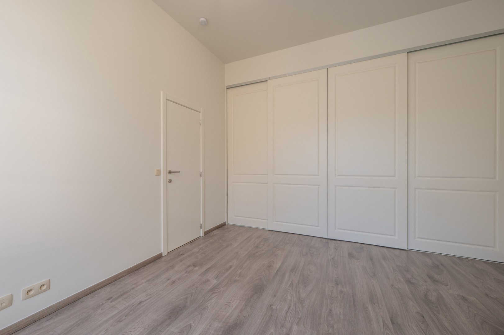 Stijlvol appartement met 2 slaapkamers en autostandplaats 