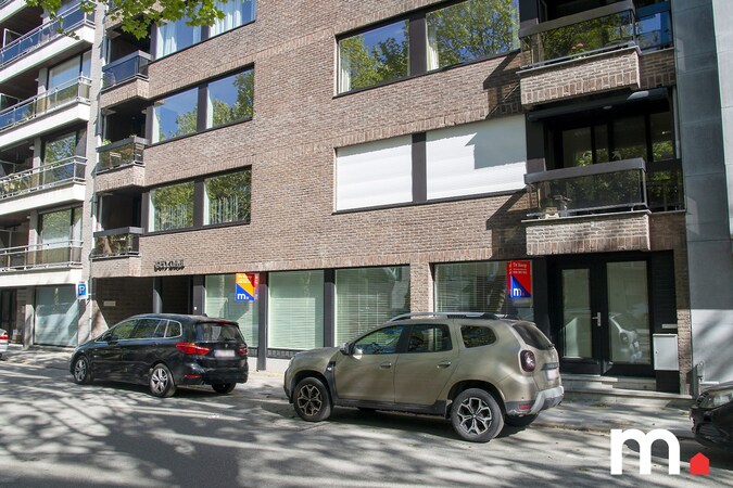 Te koop servicekantoor - Kortrijk