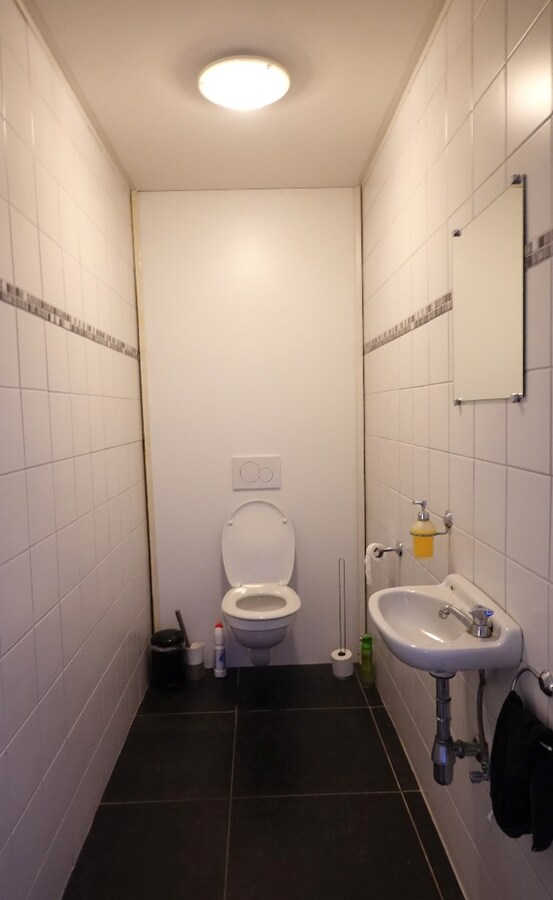 Overname gekende kapsalonzaak – Instapklaar handelspand te huur in het centrum van Oudenburg 