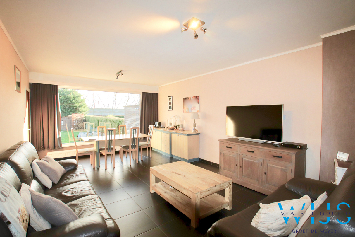 Instapklaar woonhuis op een leuke perceel te ZELZATE ! 