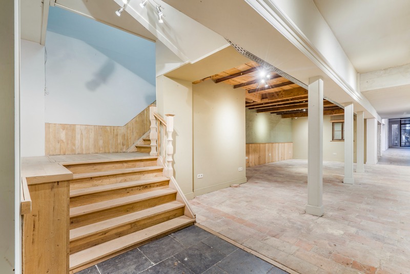 uitzonderlijk groot winkelpand in centrum Brugge 