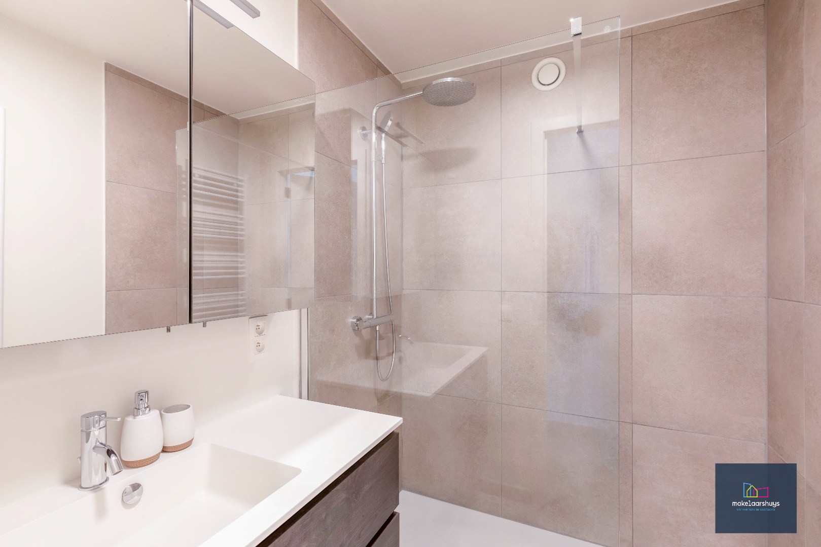 2 slaapkamerapp. met terras &amp; staanplaats aan het Muinkpark 