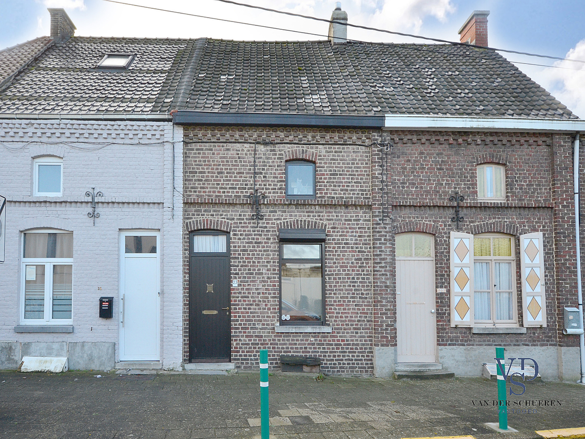 Instapklare woning in hartje Gavere. 