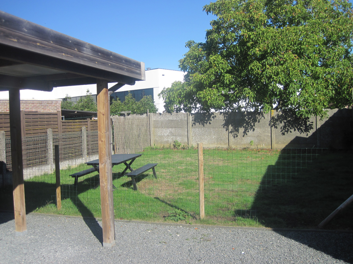 Praktische Half Open Bebouwing. 