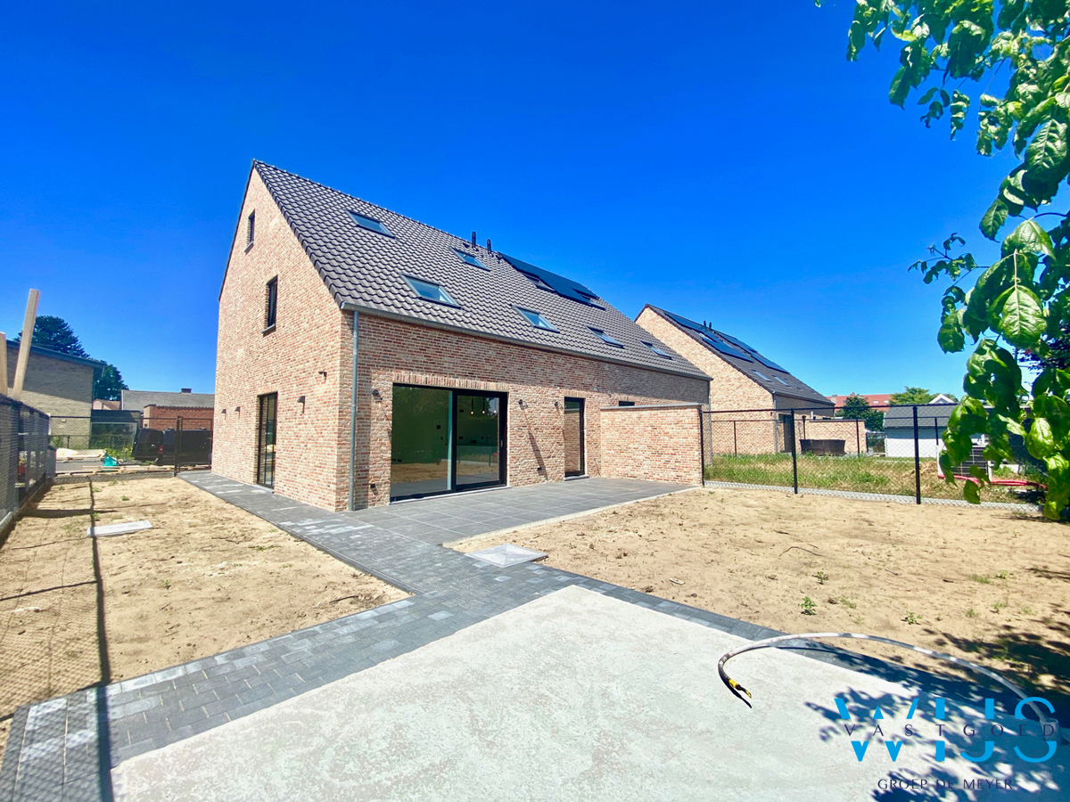 Prachtige nieuwbouwwoning te ERTVELDE ! 