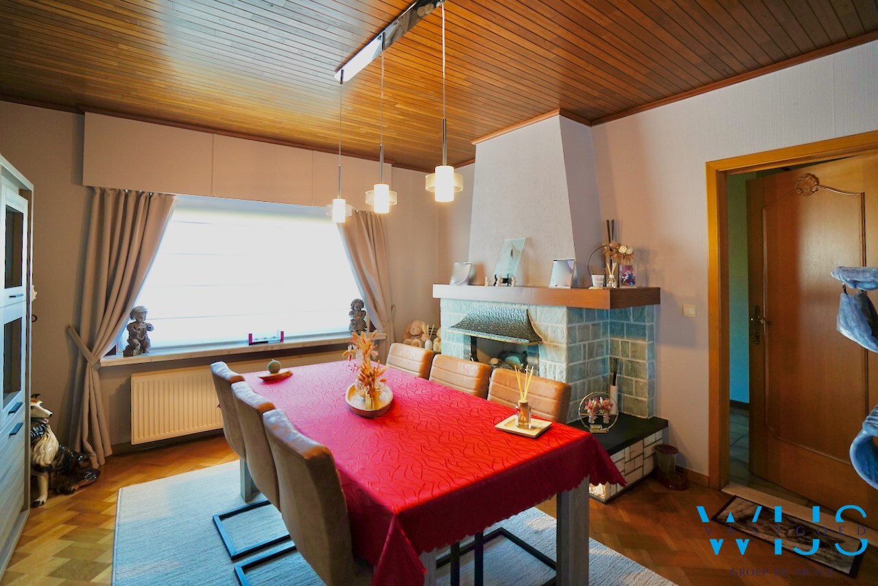 Woonhuis op 1000m² in hartje Ertvelde ! 