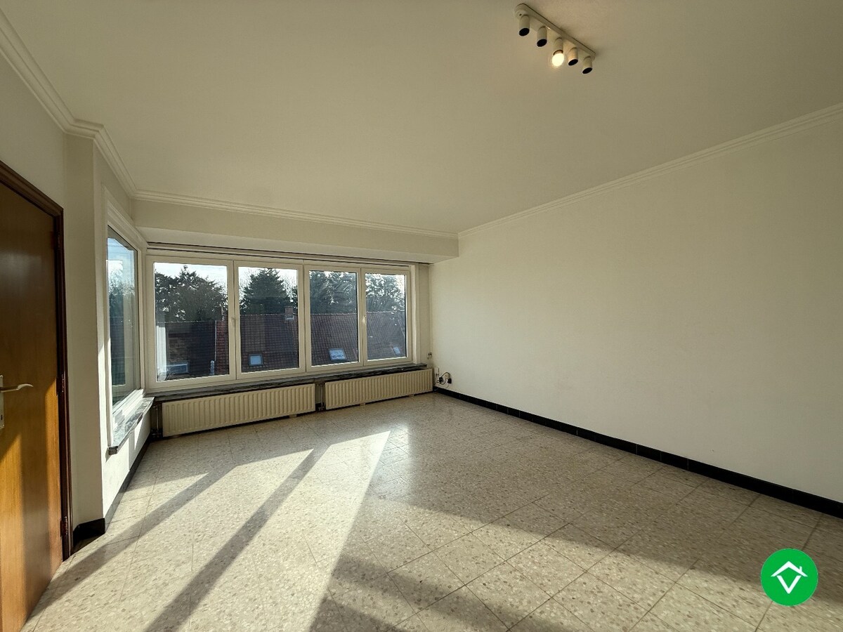 Appartement met 2 slaapkamers te Roeselare 