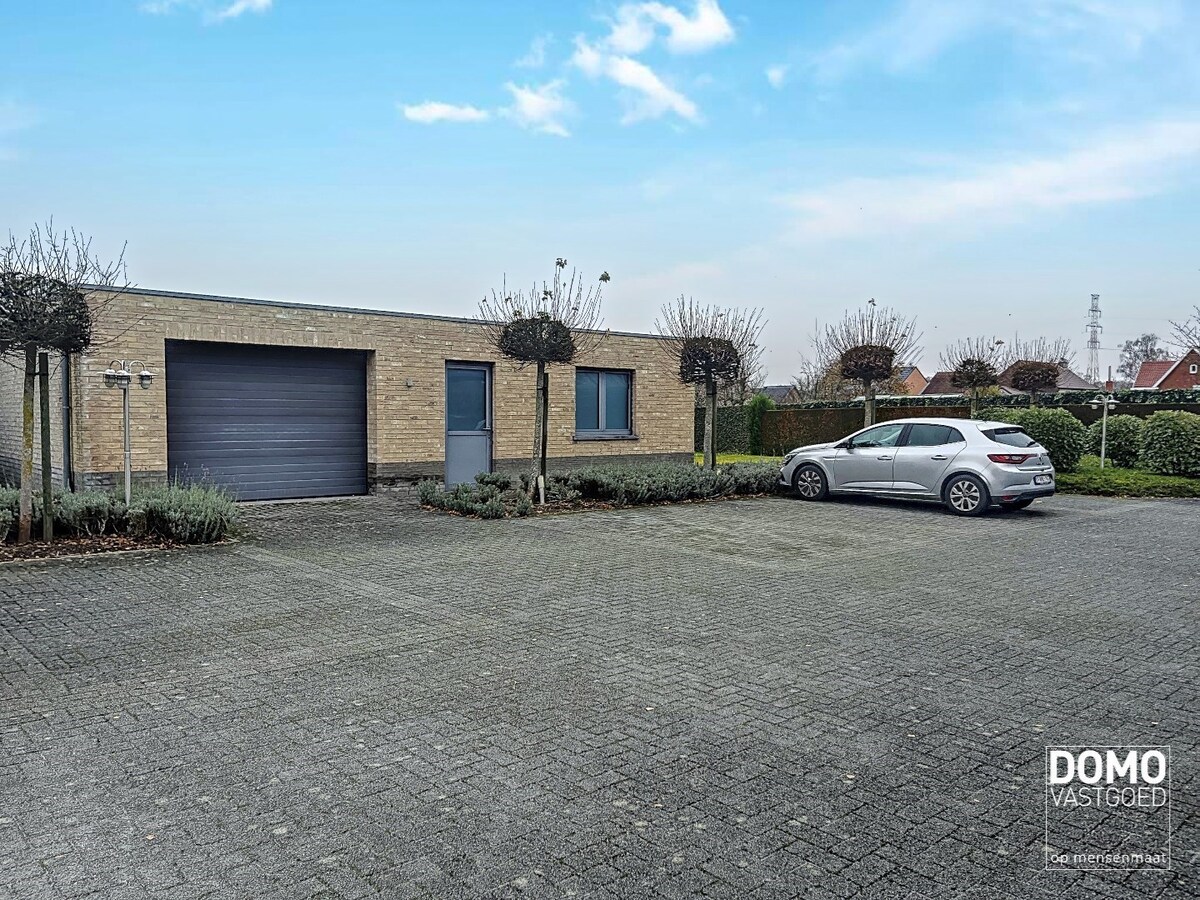 Instapklare en zeer ruime woning te Kuringen. 