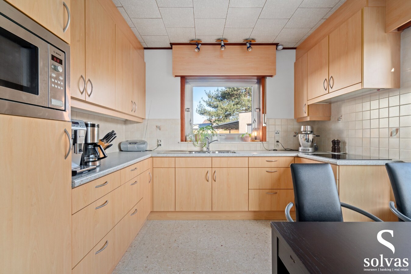 Halfopen woning op toplocatie! 