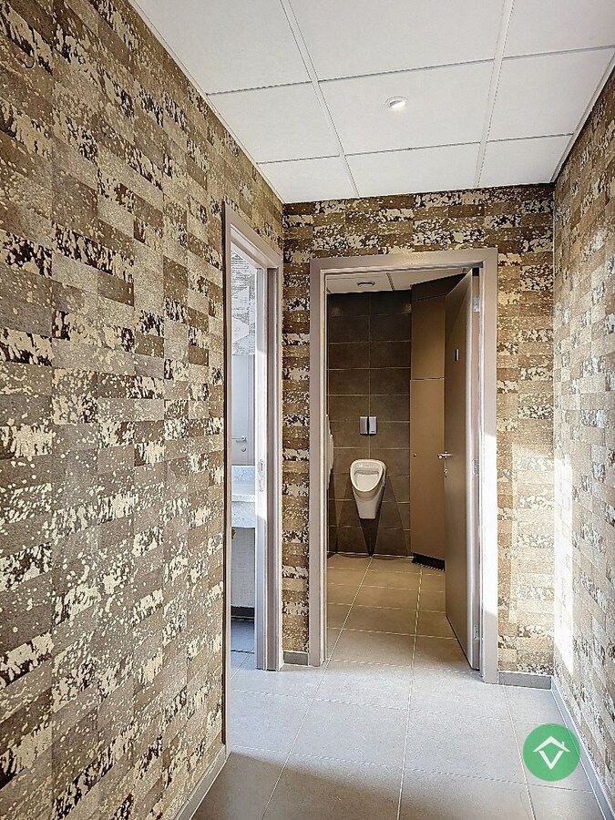 Combinatie wonen &amp; werken: horecazaak met woonst in Eernegem 