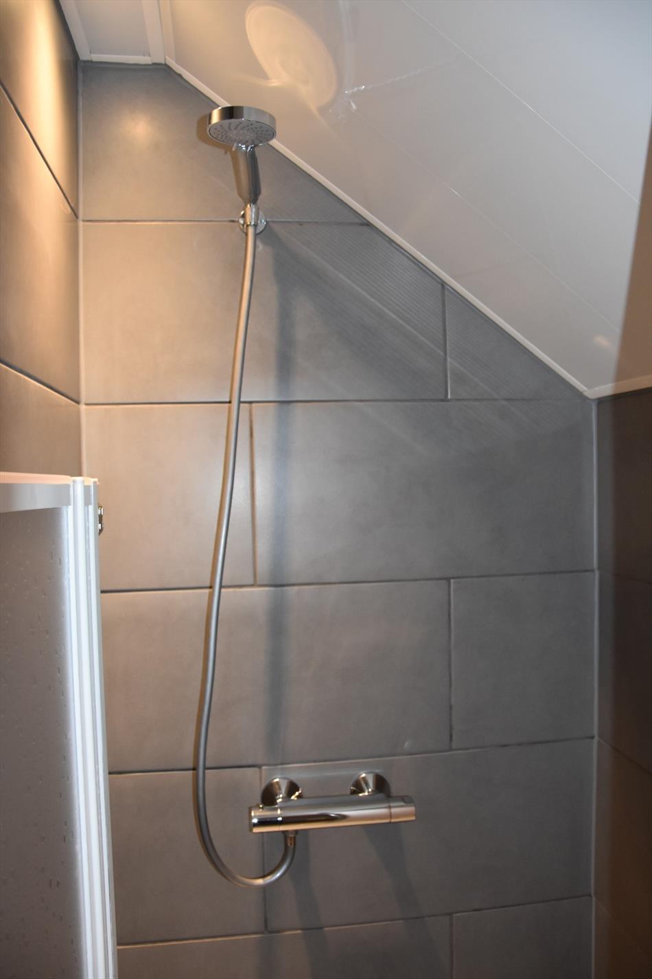 Instapklare HOB met garage en tuin 