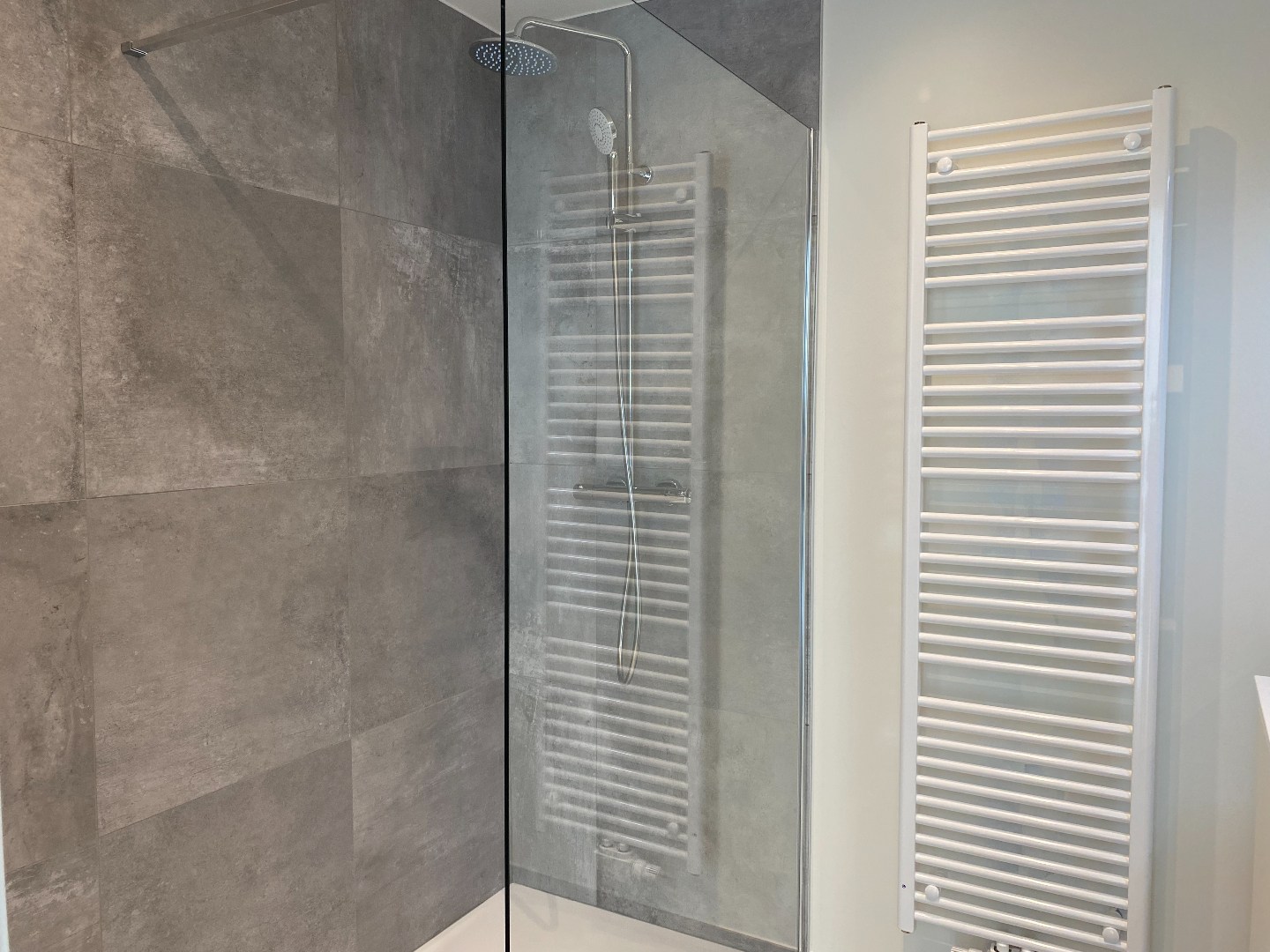 Compact luxe appartement op de derde verdieping met uniek verzicht 