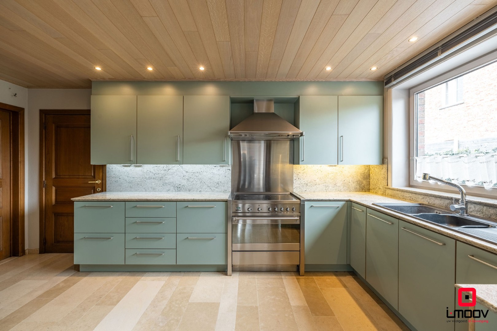 Lichtrijke gezinswoning met 3 à 4 slaapkamers en zonnepanelen te Destelbergen 