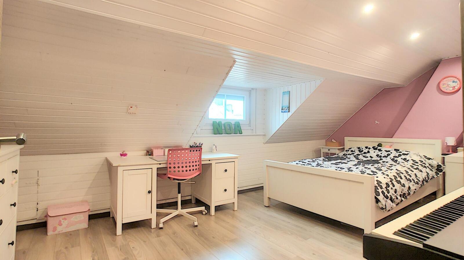 Grote gezinswoning met twee garages - Zeebrugge 