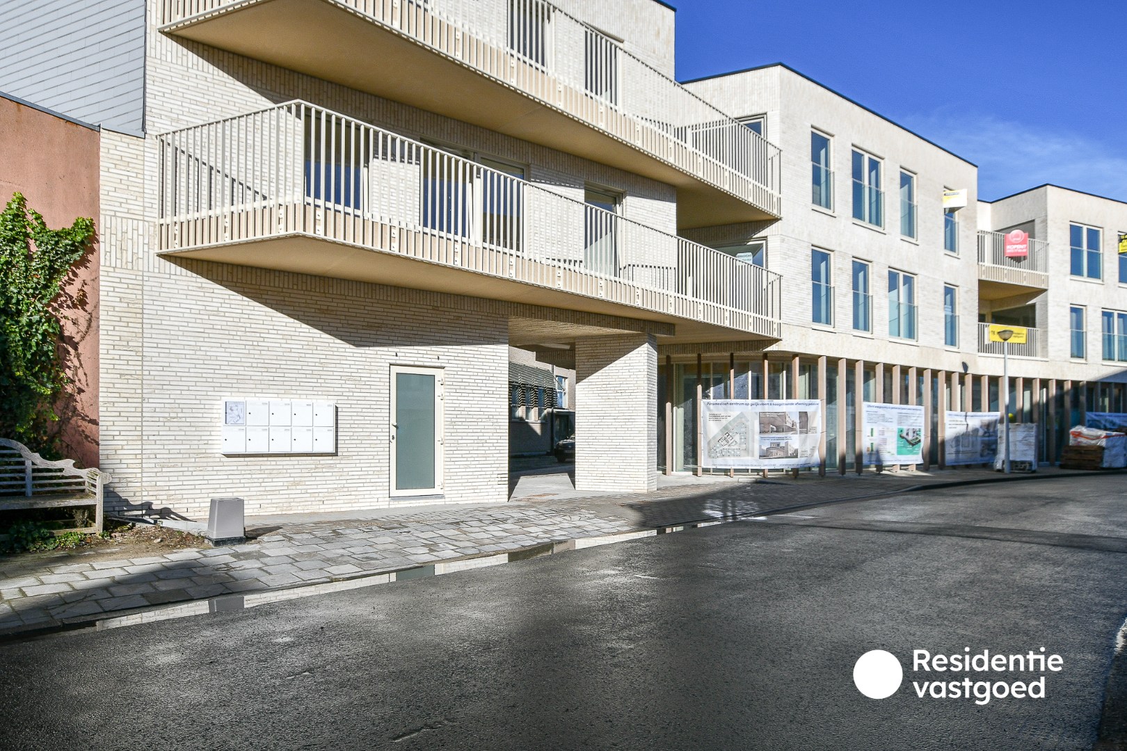 Stijlvol nieuwbouwappartement in hartje Wenduine met ruim terras 