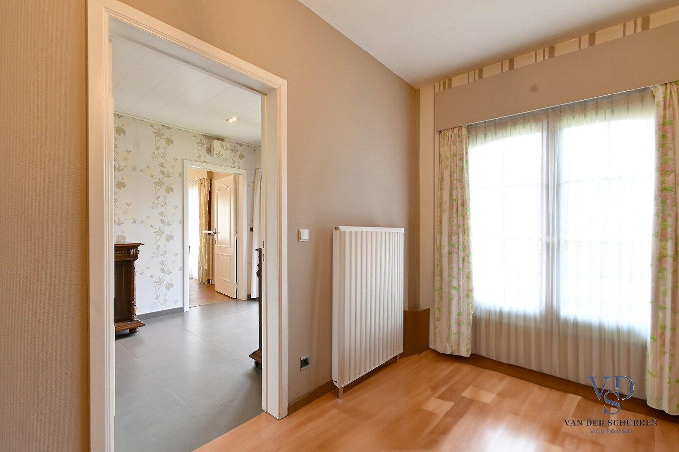 Tijdloze villa (alles op gelijkvloers). 