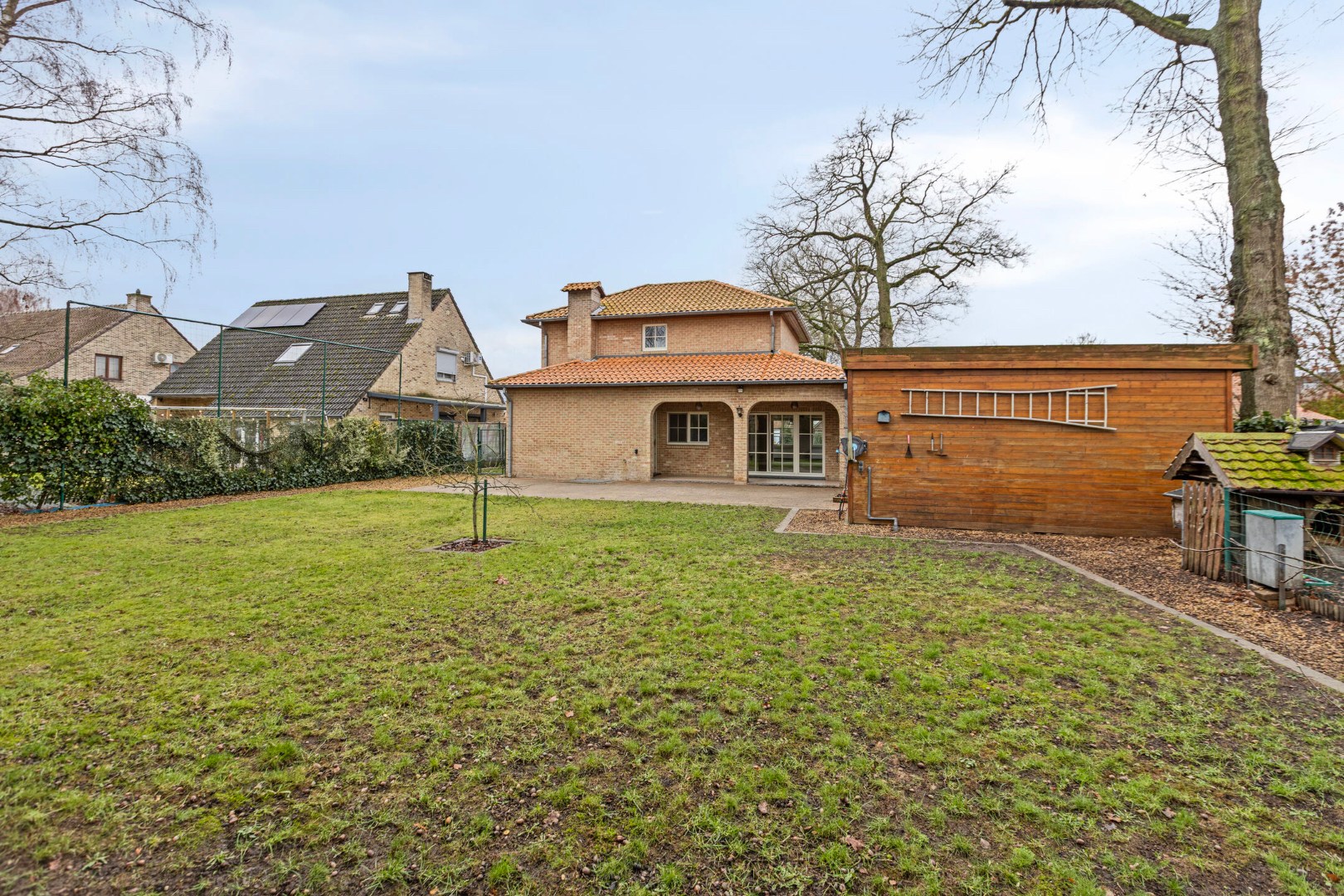 Instapklare gezinswoning met 3 slpk. in doodlopende straat te Kleine-Brogel 