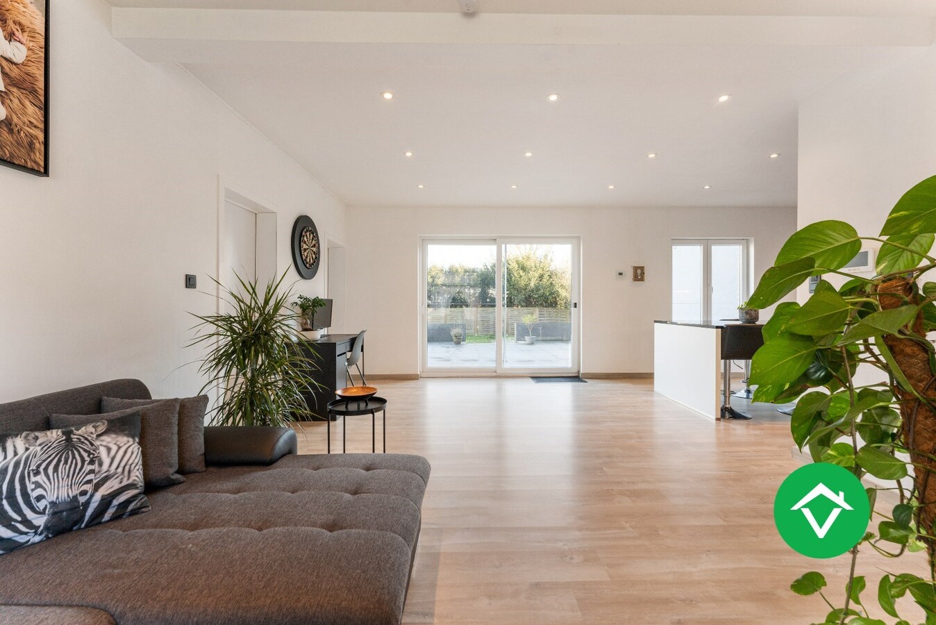 Instapklare, energiezuinige woning met privatieve tuin en garage te Pervijze 