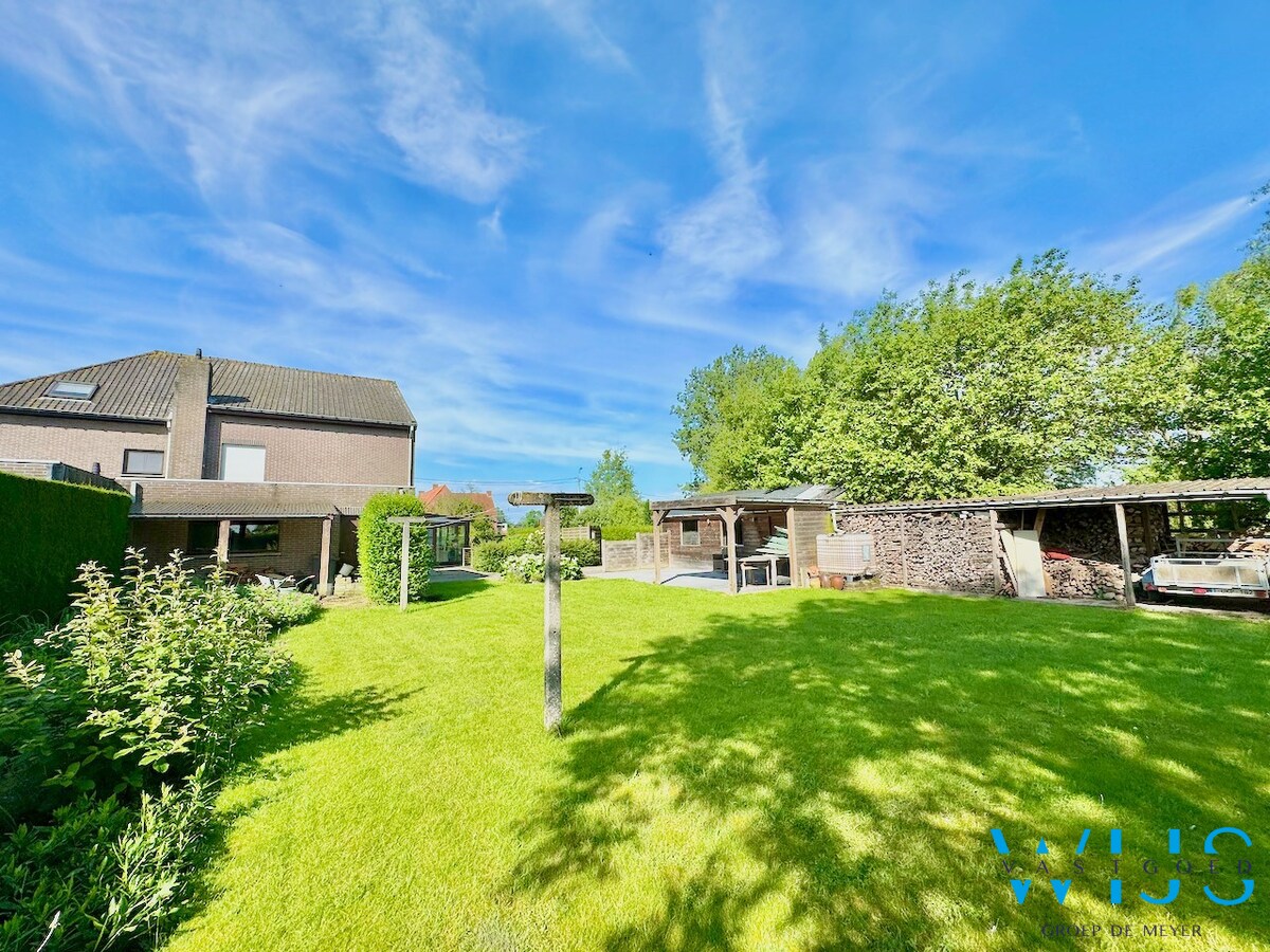 Ideaal woonhuis op fantastische locatie te Assenede ! 