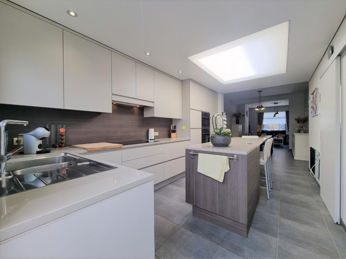 Mooie, karaktervolle &amp; centraal gelegen gezinswoning te Heist 