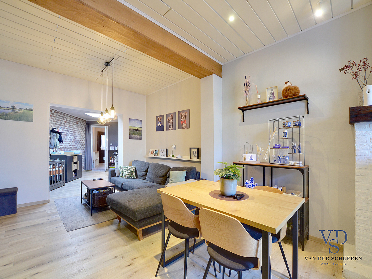 Instapklare woning in hartje Gavere. 