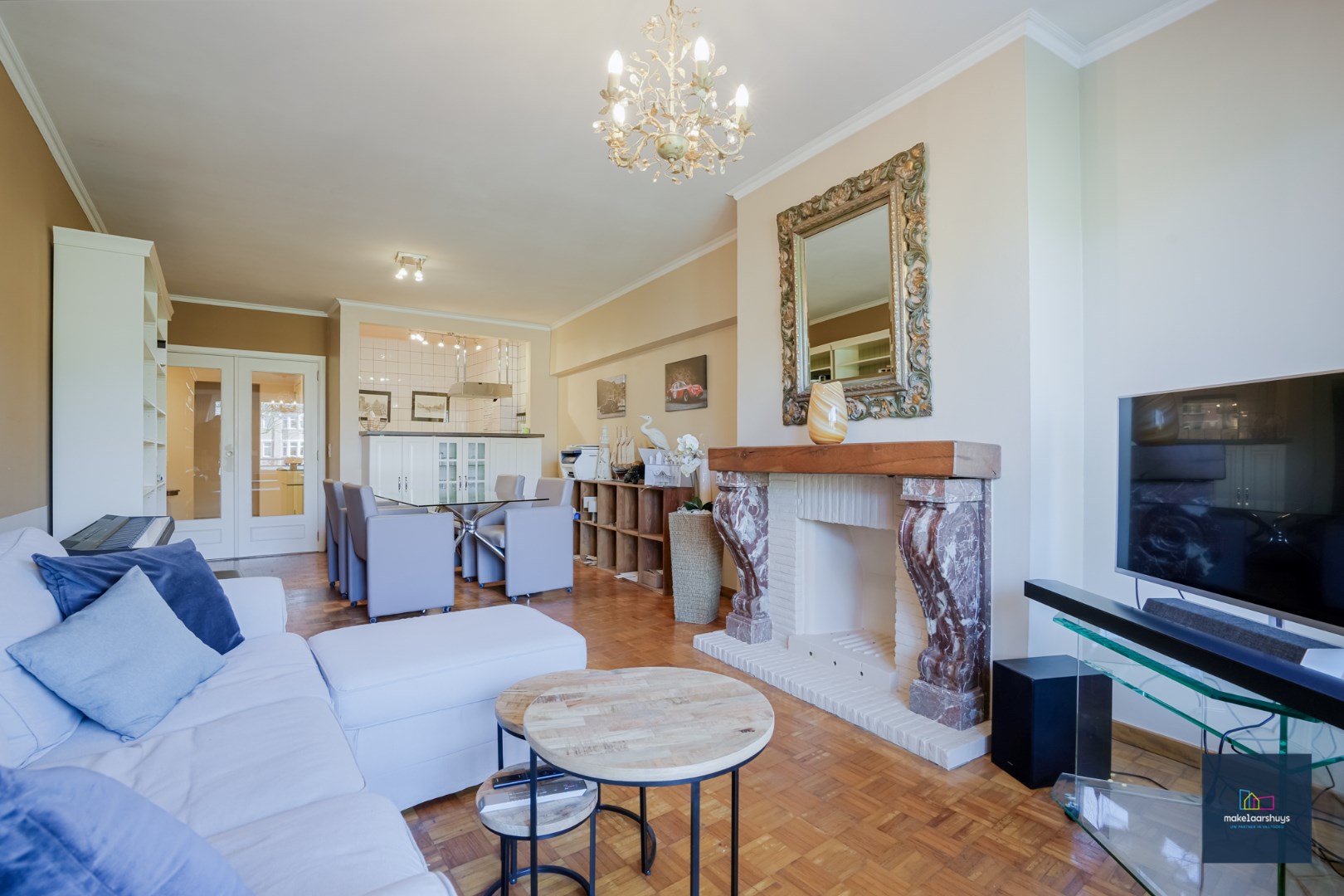 Stijlvol 1 slaapkamer appartement met 2 terrassen, kelder en garagebox 