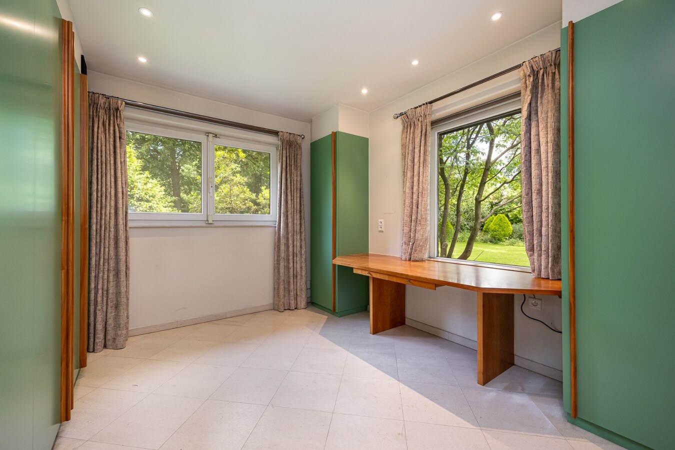 Exclusieve villa met gelijkvloerse master suite, prachtige tuin en uitzonderlijk wooncomfort 