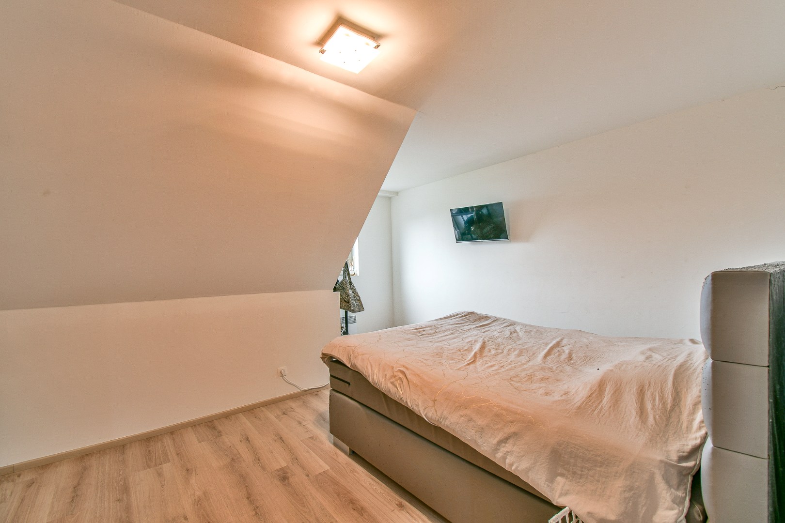 Woning met 4 slaapkamers te Westende 