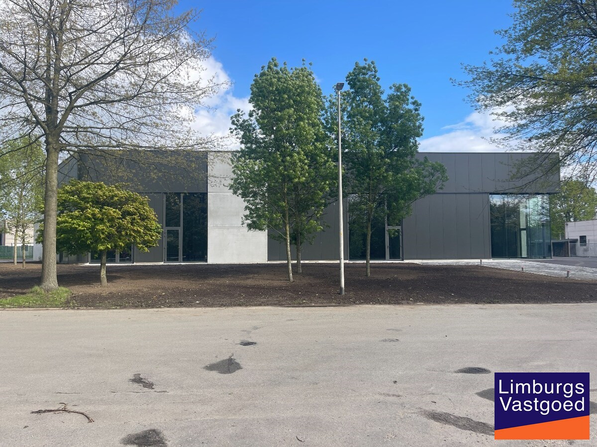 UNIT 7G - Moderne bedrijfshal van  200m² TE HUUR 