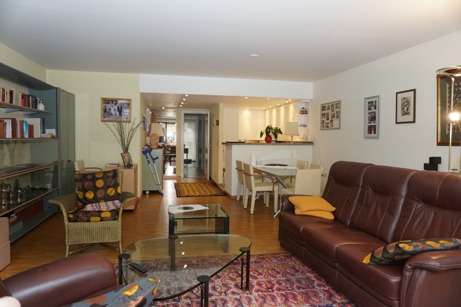 RUIM APPARTEMENT MET ZONNIGE TERRASSEN OP TOPLIGGING 