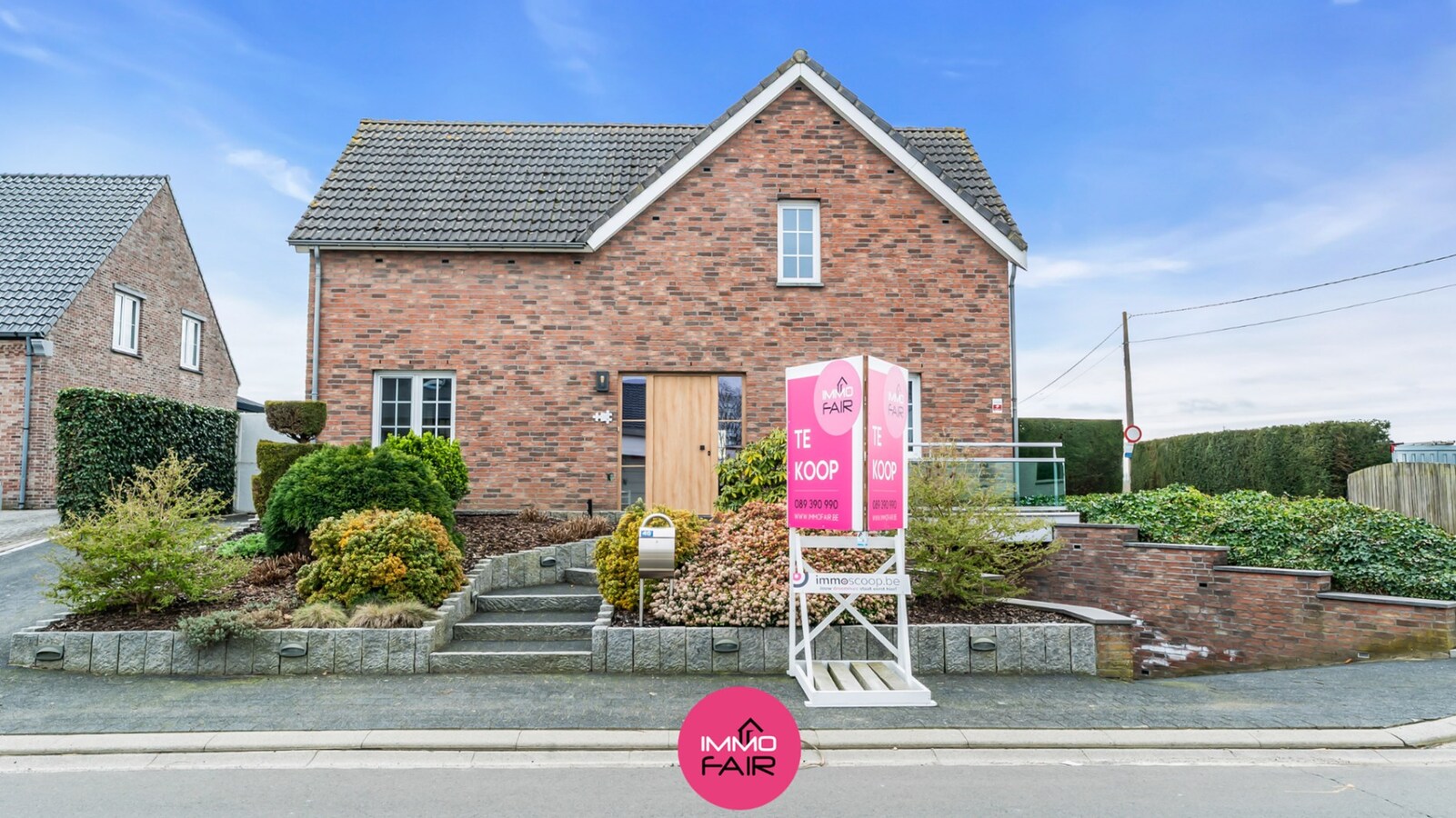 Vrijstaande woning op royaal perceel met panoramisch uitzicht, vlakbij Maastricht 