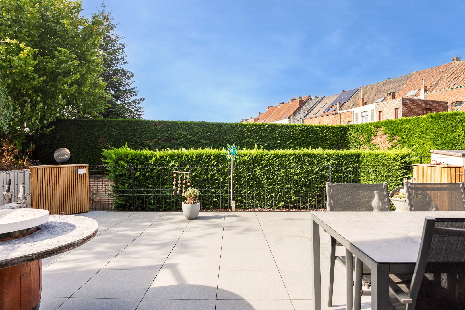 Instapklaar 2 slpk appartement met garage te Halle 