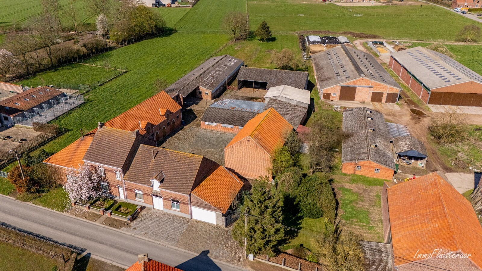 Karaktervolle boerderij op ca. 58a te Kortenaken 