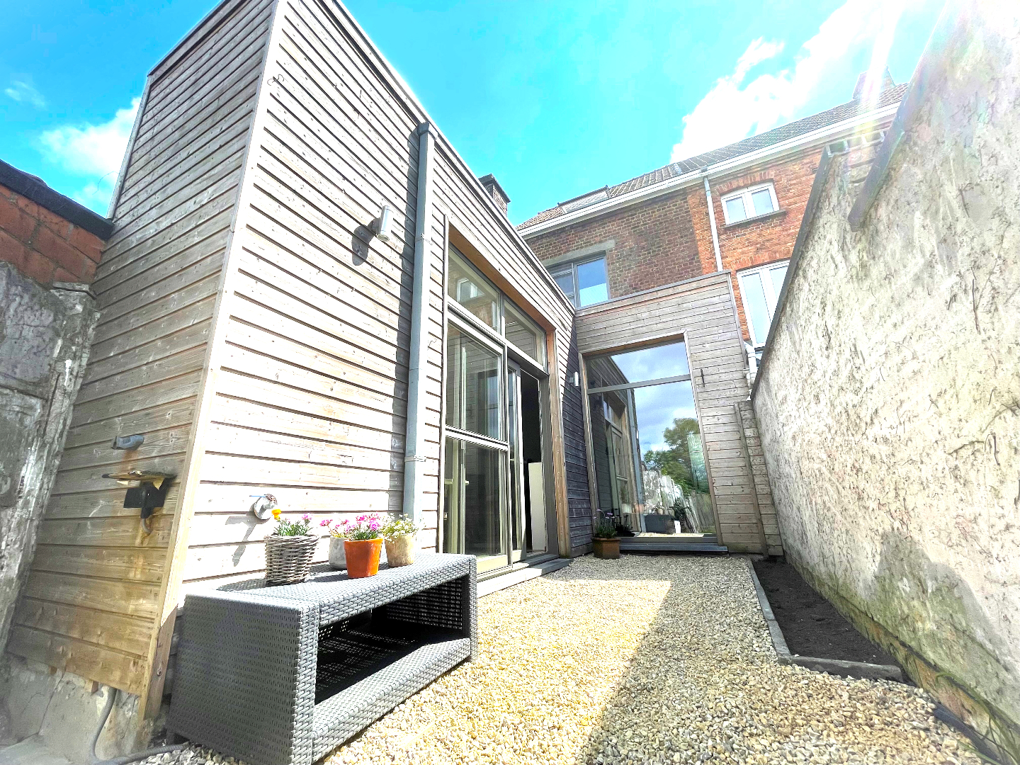 Leuke woning met grote tuin nabij centrum 