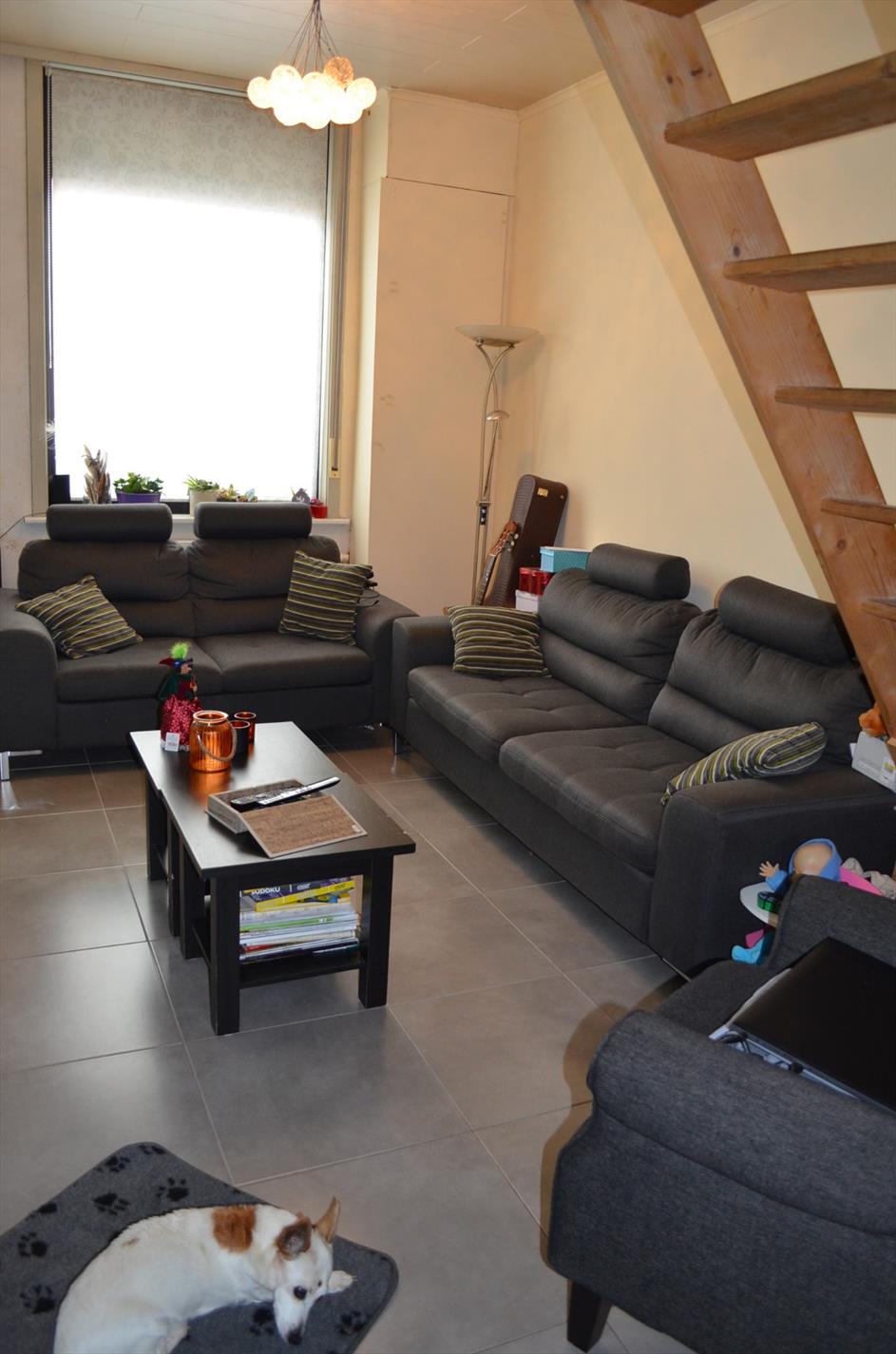 Gerenoveerde gezinswoning met 4 slpks en tuin te centrum Eeklo 