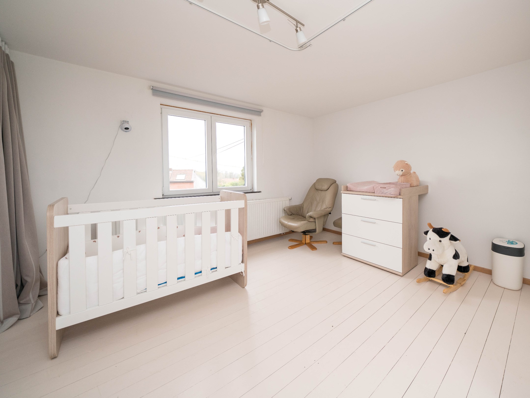 Gerenoveerde woning met grote tuin 