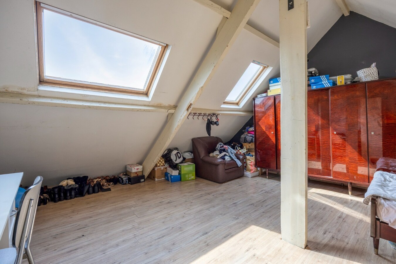 Gebouw/herenhuis bestaande uit 3 appartementen te Tienen 