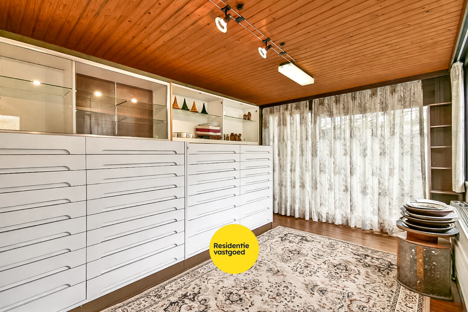 Te renoveren open bebouwing op ruim perceel van 1.300 m² met tal van mogelijkheden 