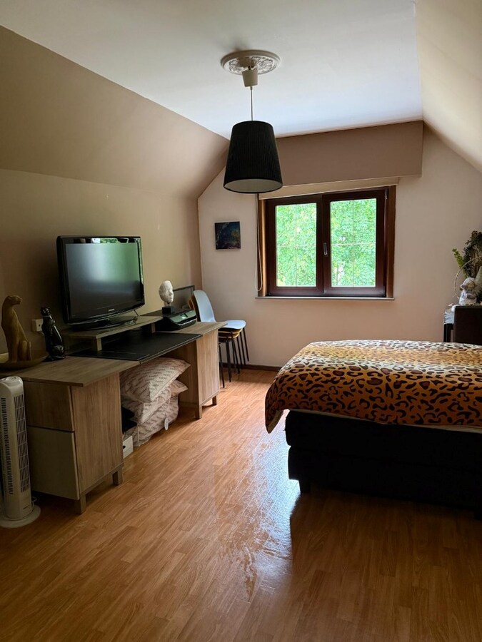 Verzorgde gezinswoning met 3 slaapkamers te huur in Neeroeteren 
