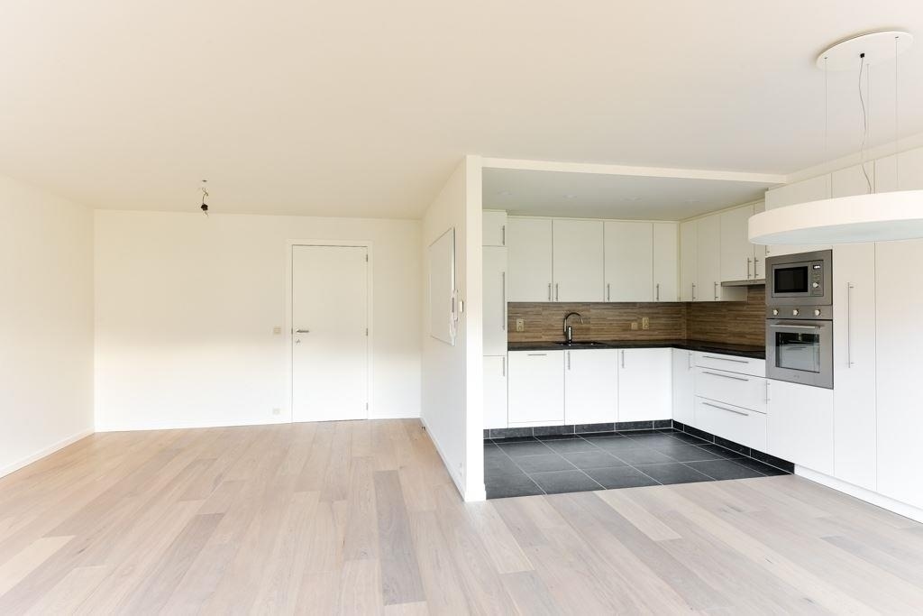 Klassevol gerenoveerd woonappartement - Heist 