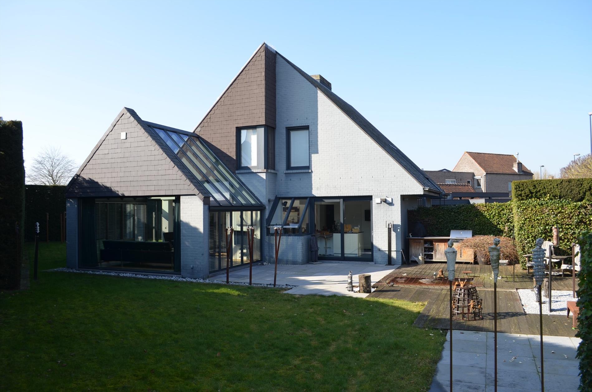 Energiezuinige villa met  3 slpks (ev. 4), garage en zuidelijk georiënteerde tuin nabij centrum Maldegem 