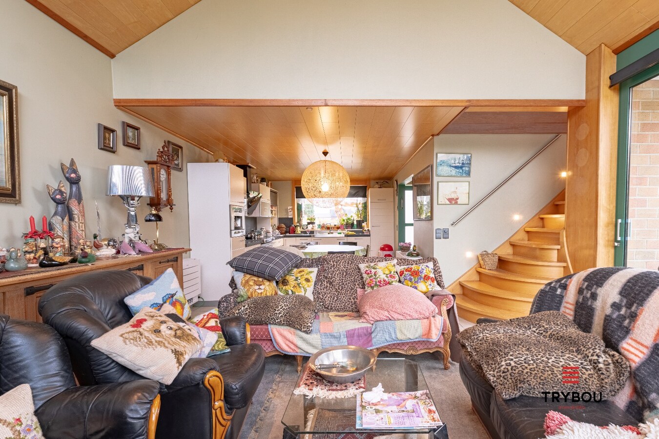 Open woning op ruim perceel in Jonkershove 