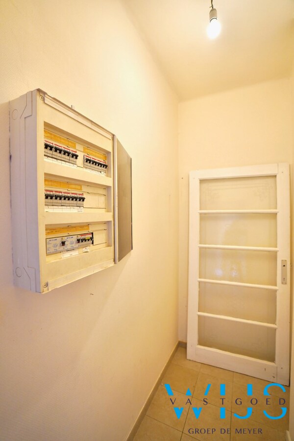 Zeer ruim karaktervol appartement te Gent ! 